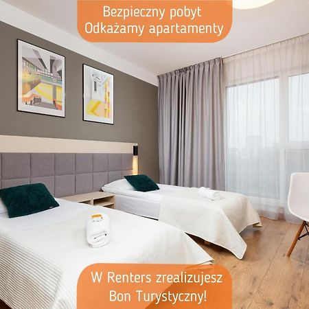 Wolska Residence Apartments With Parking By Noclegi Renters ワルシャワ エクステリア 写真