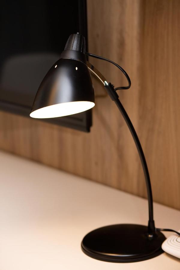 Wolska Residence Apartments With Parking By Noclegi Renters ワルシャワ エクステリア 写真